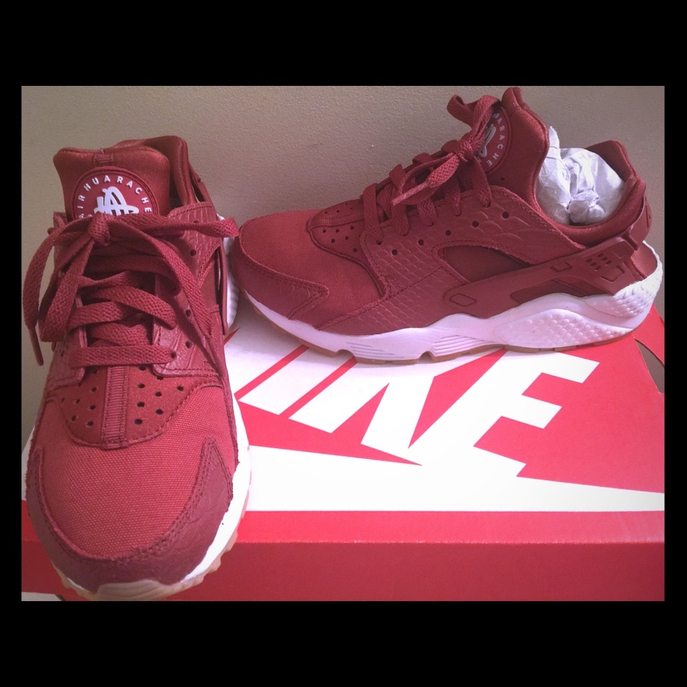 Womens Huarache Run SE